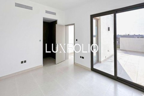 Villa in Aura, Tilal Al Ghaf, Dubai 4 bedrooms, 220 sq.m. № 45279 - photo 14