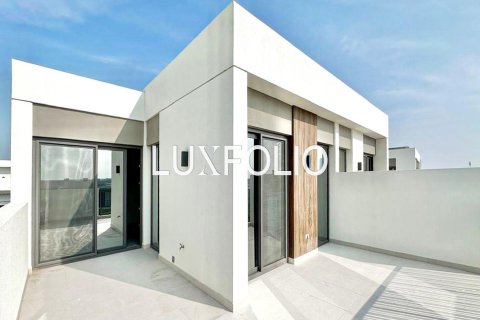 Villa in Aura, Tilal Al Ghaf, Dubai 4 bedrooms, 220 sq.m. № 45279 - photo 16