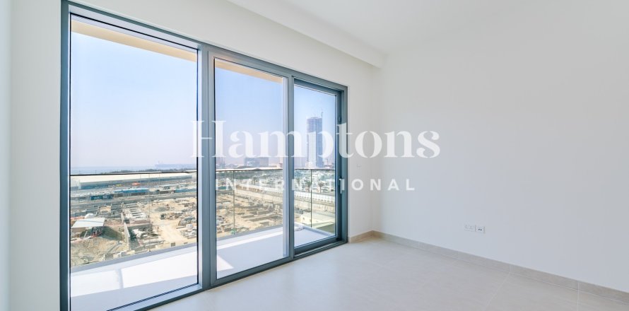 Apartment in Mina Rashid, Dubai 2 bedrooms, 101.636 sq.m. № 95316