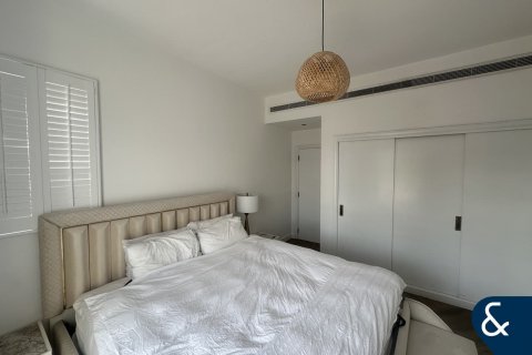 Villa in Arabian Ranches, Dubai 4 bedrooms, 321 sq.m. № 98911 - photo 15