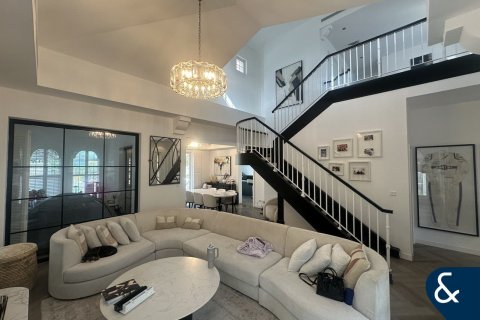 Villa in Arabian Ranches, Dubai 4 bedrooms, 321 sq.m. № 98911 - photo 2