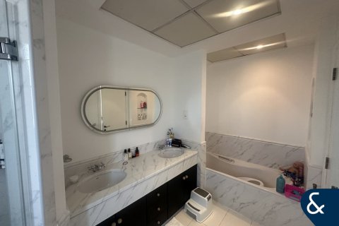 Villa in Arabian Ranches, Dubai 4 bedrooms, 321 sq.m. № 98911 - photo 11