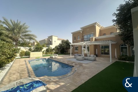 Villa in Arabian Ranches, Dubai 4 bedrooms, 321 sq.m. № 98911