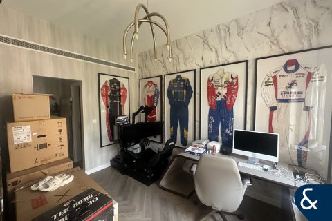 Villa in Arabian Ranches, Dubai 4 bedrooms, 321 sq.m. № 98911 - photo 12