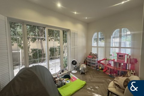 Villa in Arabian Ranches, Dubai 4 bedrooms, 321 sq.m. № 98911 - photo 13