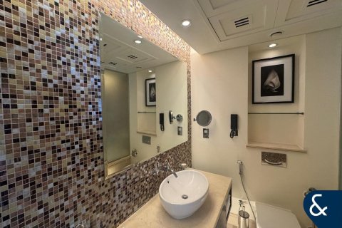 Apartment in Downtown Dubai (Downtown Burj Dubai), Dubai 1 bedroom, 82 sq.m. № 98909 - photo 13