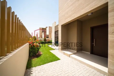 Снять в аренду таунхаус в District 11, Мохаммед Бин Рашид Сити, Дубай: 4 спальни, 260м², № 93285 - фото 19