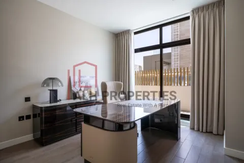 Снять в аренду таунхаус в District 11, Мохаммед Бин Рашид Сити, Дубай: 4 спальни, 260м², № 93285 - фото 3