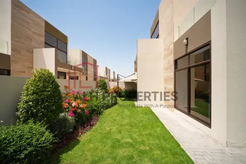 Снять в аренду таунхаус в District 11, Мохаммед Бин Рашид Сити, Дубай: 4 спальни, 260м², № 93285 - фото 21