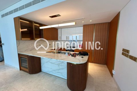 Apartment in Palm Jumeirah, Dubai 2 bedrooms, 131 sq.m. № 38201 - photo 3