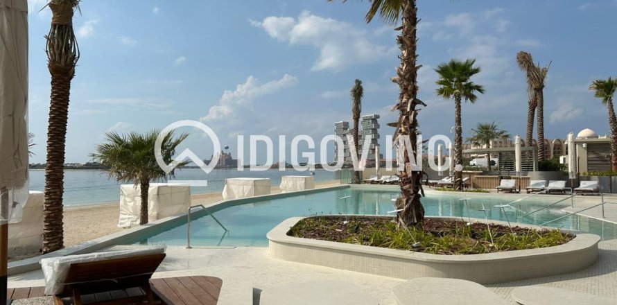 Apartment in Palm Jumeirah, Dubai 2 bedrooms, 131 sq.m. № 38201