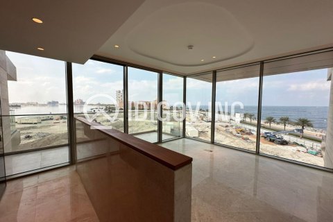 Apartment in Palm Jumeirah, Dubai 2 bedrooms, 131 sq.m. № 38201 - photo 2
