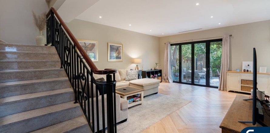 Villa in Palmera, Arabian Ranches, Dubai 3 bedrooms, 206 sq.m. № 76020