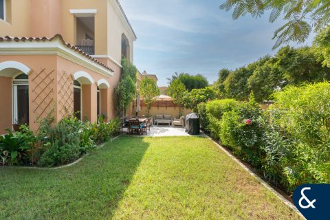 Villa in Palmera, Arabian Ranches, Dubai 3 bedrooms, 206 sq.m. № 76020 - photo 23