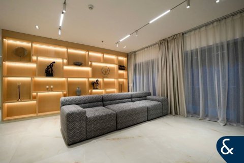 Apartment in Jumeirah Lake Towers, Dubai 4 bedrooms, 573 sq.m. № 76018 - photo 22