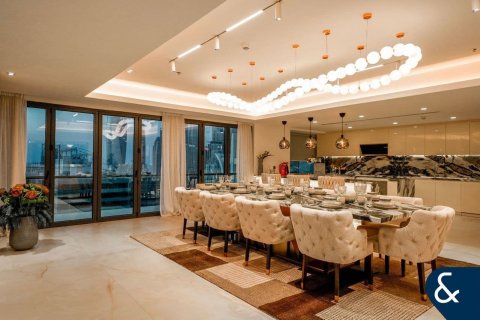 Apartment in Jumeirah Lake Towers, Dubai 4 bedrooms, 573 sq.m. № 76018 - photo 11