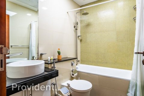 Apartment in Dubai Marina, Dubai 2 bedrooms, 99.9 sq.m. № 1686 - photo 21