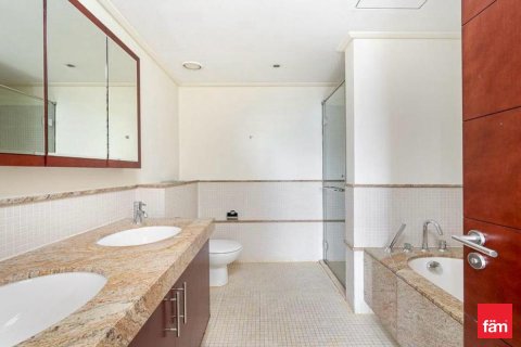 Купить квартиру в Даунтаун Дубай (Даунтаун Бурдж Дубай), Дубай: 2 спальни, 138.5м², № 69655 - фото 11