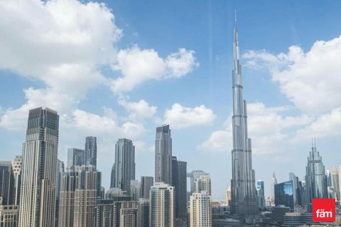 Купить квартиру в Даунтаун Дубай (Даунтаун Бурдж Дубай), Дубай: 2 спальни, 138.5м², № 69655 - фото 1