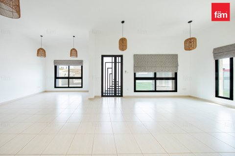 Villa en Al Barsha, Dubai, 5 dormitorios, 929 m², № 139083 - foto 26