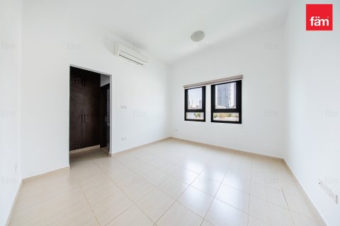 Villa en Al Barsha, Dubai, 5 dormitorios, 929 m², № 139083 - foto 6