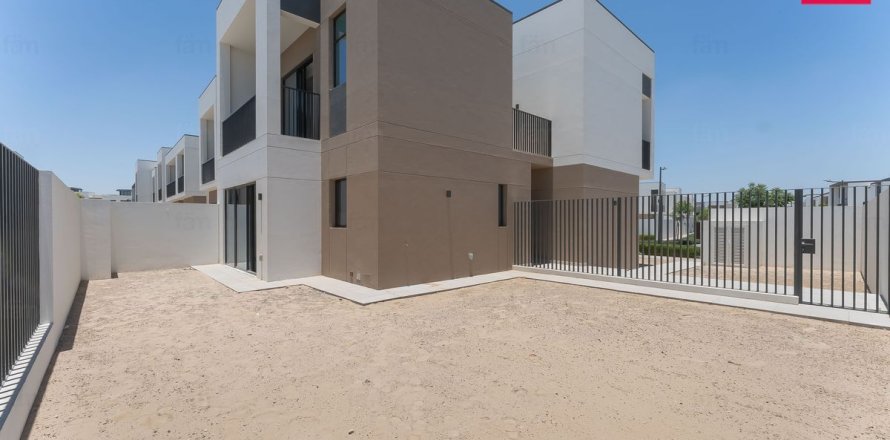 Adosado en Dubai, 4 dormitorios, 287.2 m², № 139089