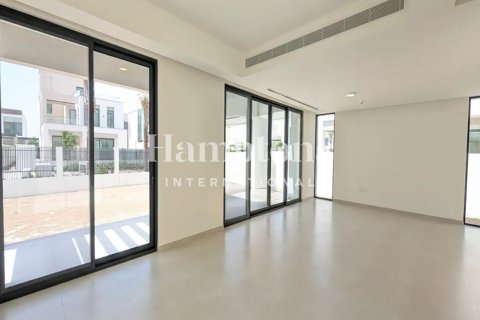 Снять в аренду виллу в Arabian Ranches 3, Дубай: 4 спальни, 380.62359100м², № 63595 - фото 9