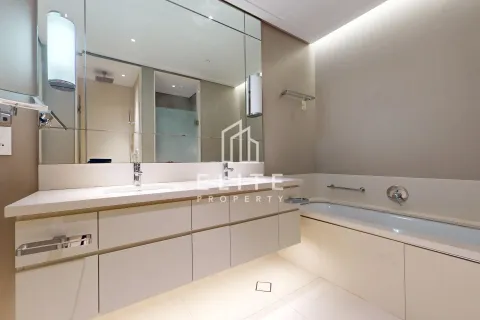 Apartment in Vida Residence Downtown, Downtown Dubai (Downtown Burj Dubai), Dubai 3 bedrooms, 187 sq.m. № 55280 - photo 25