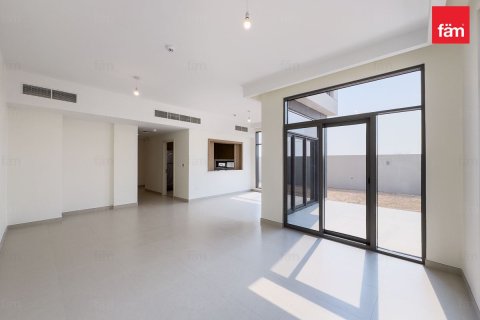 Villa in Dubai 4 bedrooms, 326.3 sq.m. № 58908 - photo 1