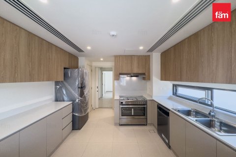 Villa in Dubai 4 bedrooms, 326.3 sq.m. № 58908 - photo 5