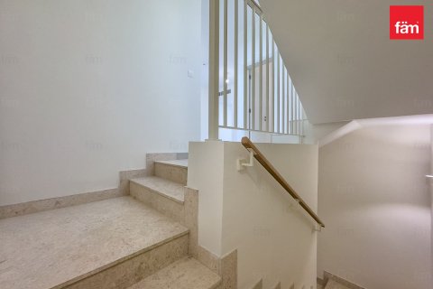 Villa in Dubai 4 bedrooms, 326.3 sq.m. № 58908 - photo 13