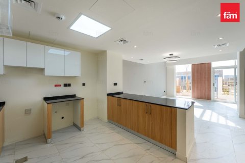 Townhouse in Dubai 2 bedrooms, 98.4 sq.m. № 58919 - photo 24