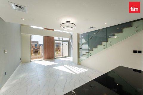 Townhouse in Dubai 2 bedrooms, 98.4 sq.m. № 58919 - photo 11