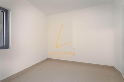 Villa in Dubai Hills Estate, Dubai 3 bedrooms, 195 sq.m. № 89815 - photo 13