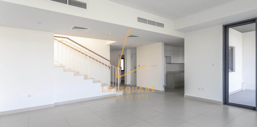 Villa in Dubai Hills Estate, Dubai 3 bedrooms, 195 sq.m. № 89815