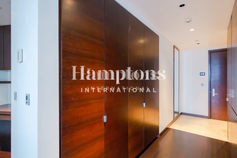 Appartement à Burj Khalifa, Dubai, 1 chambre, 102.37910600 m², № 113407 - photo 9
