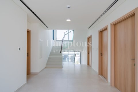 Villa en Arabian Ranches 3, Dubai, 4 dormitorios, 380.62359100 m², № 63688 - foto 16