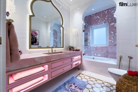 Villa in Dubai Hills Estate, Dubai 5 bedrooms, 1063.7 sq.m. № 70402 - photo 23