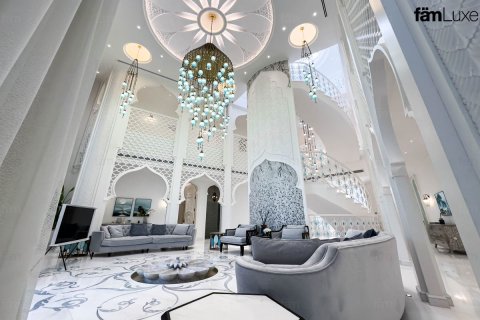 Villa in Dubai Hills Estate, Dubai 5 bedrooms, 1063.7 sq.m. № 70402 - photo 12