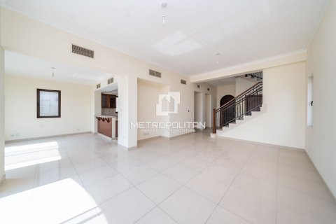 Villa in Arabian Ranches 2, Dubai 3 bedrooms, 286 sq.m. № 73474 - photo 2