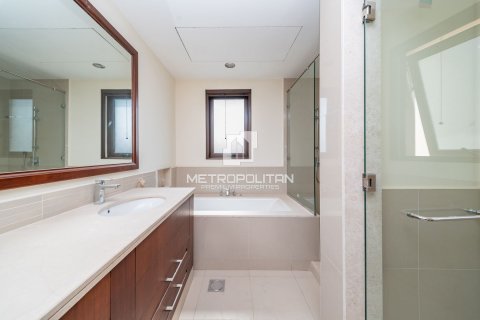 Villa in Arabian Ranches 2, Dubai 3 bedrooms, 286 sq.m. № 73474 - photo 14