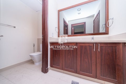 Villa in Arabian Ranches 2, Dubai 3 bedrooms, 286 sq.m. № 73474 - photo 13