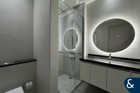 Villa in Victory Heights, Dubai Sports City, Dubai 4 bedrooms, 343 sq.m. № 76585 - photo 9