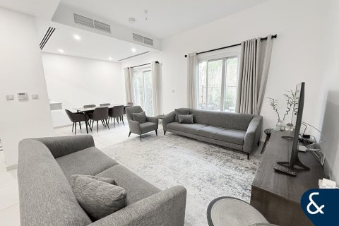 Villa à Villanova, Dubai Land, Dubai, 3 chambres, 161 m², № 76587 - photo 3