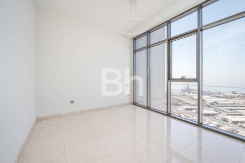 Apartment in Dubai 2 bedrooms, 130 sq.m. № 21285 - photo 6