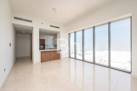 Apartment in Dubai 2 bedrooms, 130 sq.m. № 21285 - photo 3