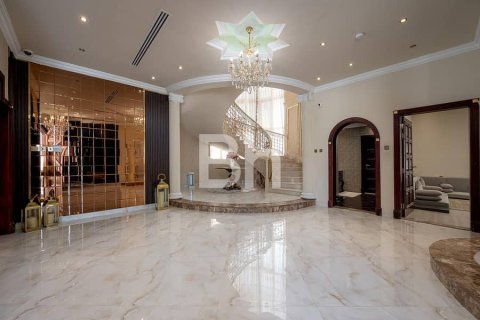Villa en Dubai, 7 dormitorios, 1073 m², № 21286 - foto 6