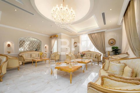 Villa en Dubai, 7 dormitorios, 1073 m², № 21286 - foto 11