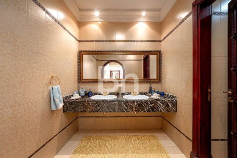 Villa en Dubai, 7 dormitorios, 1073 m², № 21286 - foto 8