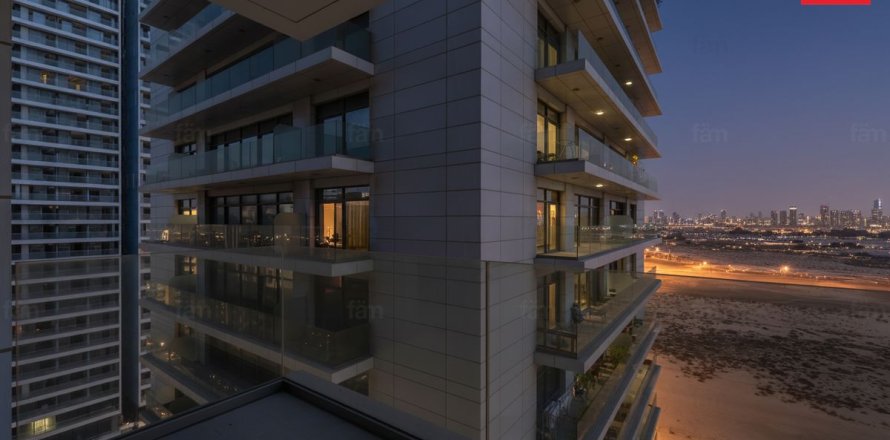 Квартира в Дубае, 2 спальни, 144м², № 71567